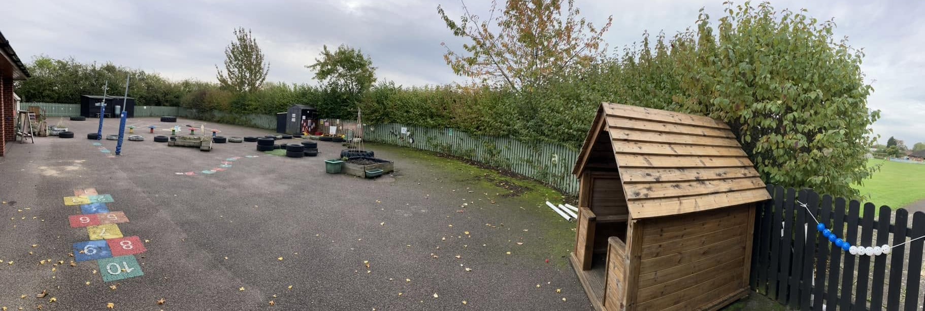 hedge cutting before photo | Roberts Roots tree surgeon, Kettering